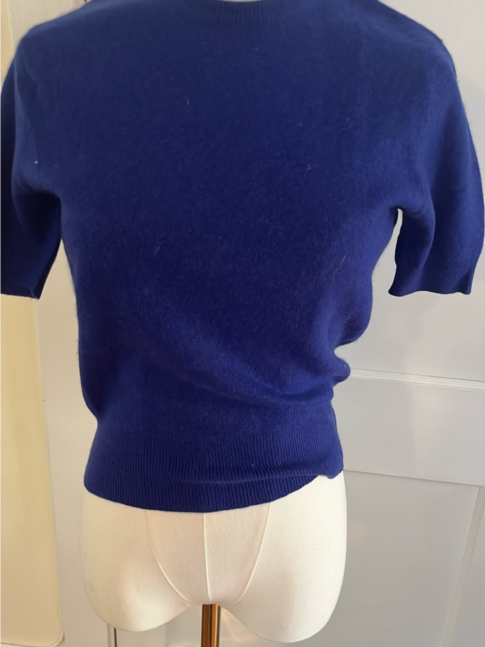 Cashmere Cobalt Blue Short-Sleeve Sweater – Anna Bayle Private Collection